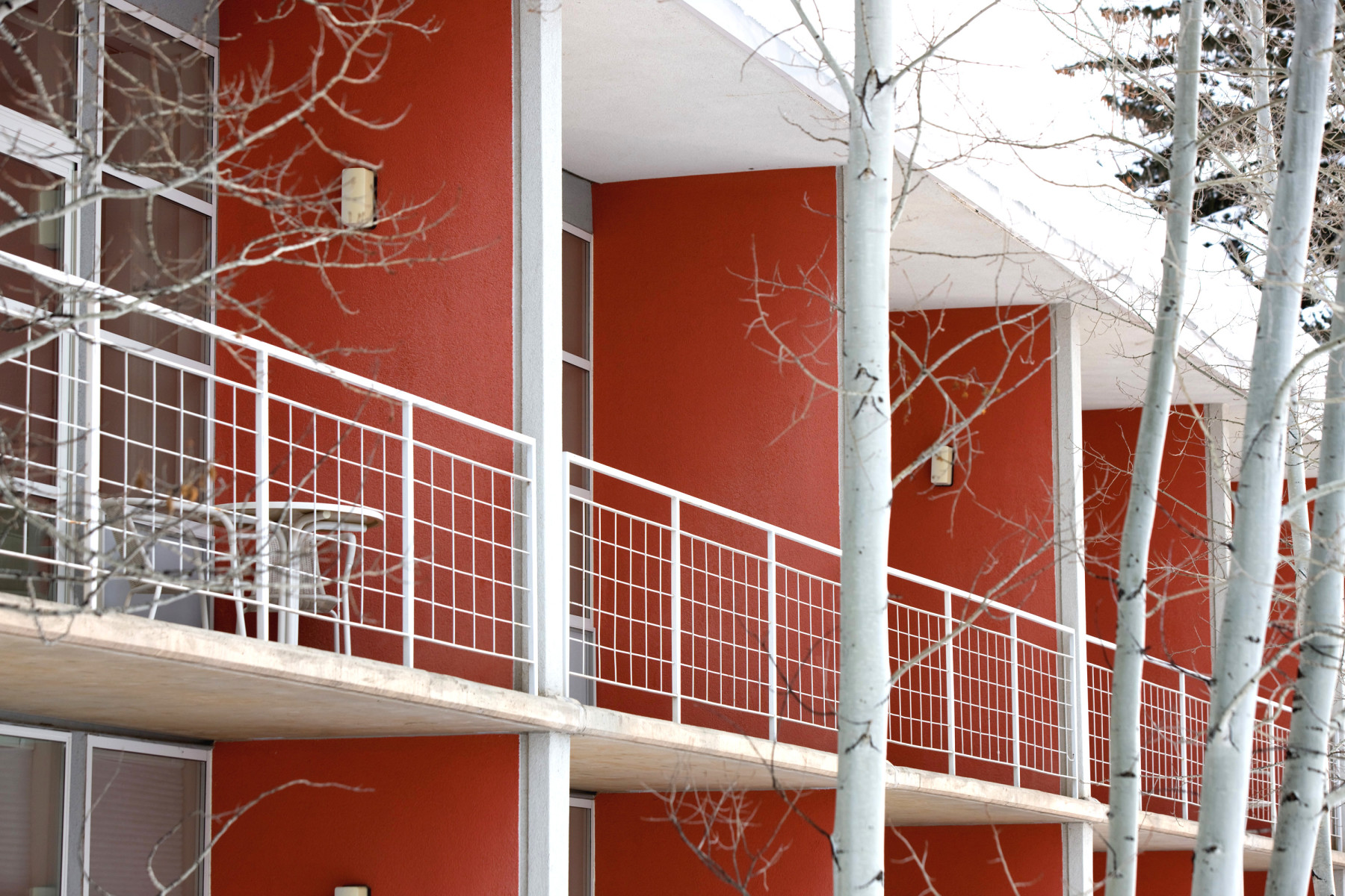 classic bauhaus-inspired design photo 6