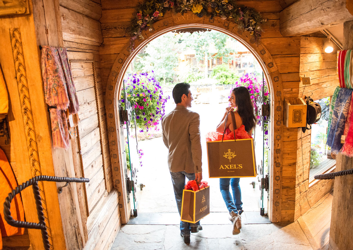 outdoor shopping stores at Vail Colorado