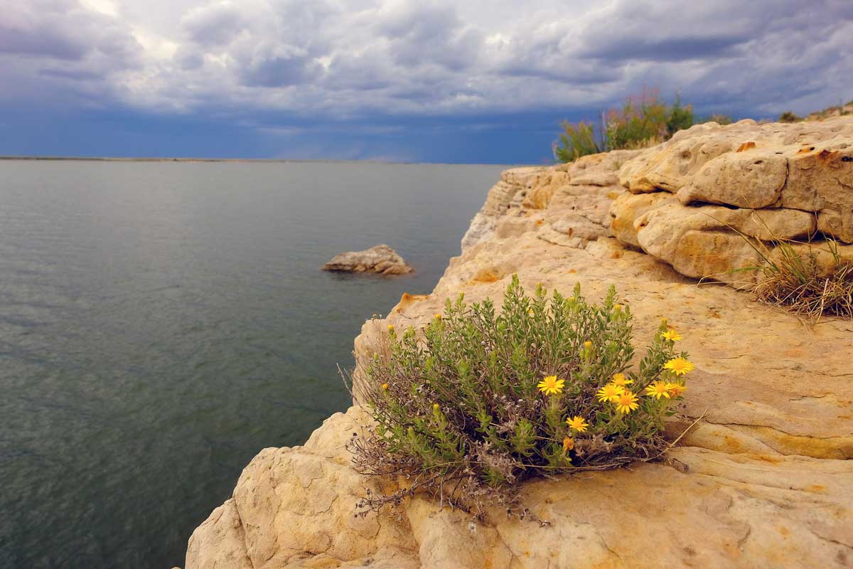 Storm rolls in at John Martin Reservoir State Park