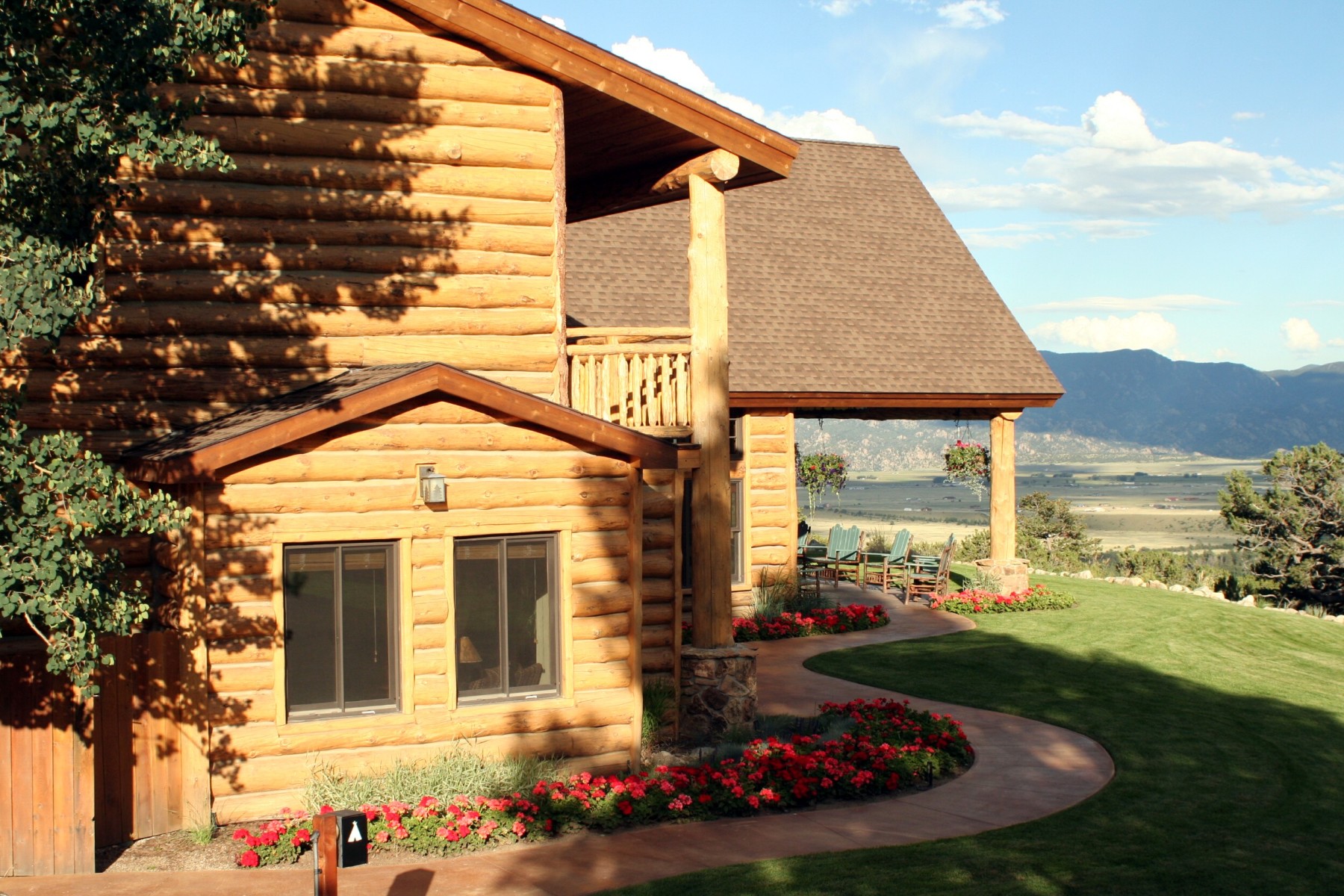 frontier ranch's aspen lodge photo