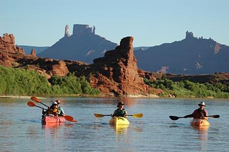 kayaking photo