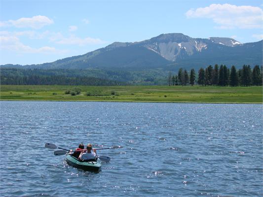 canoers enjoying steamboat lake state park photo 14